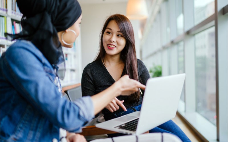 TRAINING ONLINE MODEL PEMBINAAN ANGGOTA YANG EXCELLENT DALAM DUNIA KERJA/ PERUSAHAAN