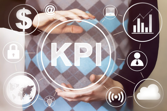 TRAINING ONLINE OPTIMIZING COMPANY’S KPIS WITH BALANCE SCORECARD : INTEGRATING CORPORATE AND EMPLOYEE PERFORMANCE THROUGH BALANCE SCORECARD