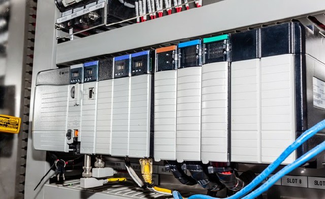 TRAINING ONLINE PROGRAMMABLE LOGIC CONTROLLER PLC USING ALLEN BRADLY LOGIX 5000