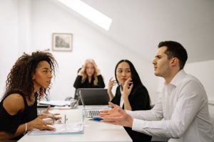 TRAINING ONLINE CONFLICT & HANDLING DIFFICULT PEOPLE