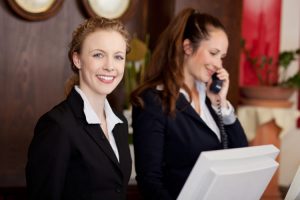 TRAINING ONLINE CUSTOMER CARE BEST PRACTICE FOR PROFESSIONAL FRONT LINER