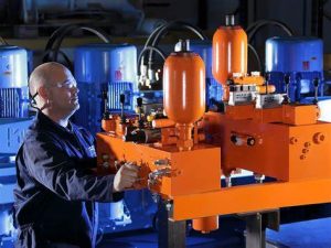 TRAINING ONLINE HYDRAULIC MANAGEMENT SYSTEM
