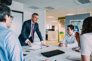 TRAINING ONLINE LEADERSHIP CONSULTANT