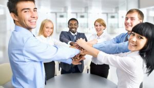TRAINING ONLINE MEROMBAK DISC UNTUK MEMBANGUN TIM PEMENANG YANG LOGIS