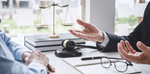TRAINING ONLINE NEGOTIATION SKILLS FOR LAWYER