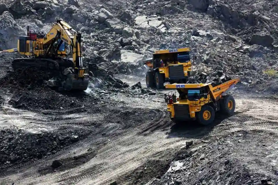 TRAINING ONLINE SURVIVAL STRATEGY FOR COAL MINING COMPANIES