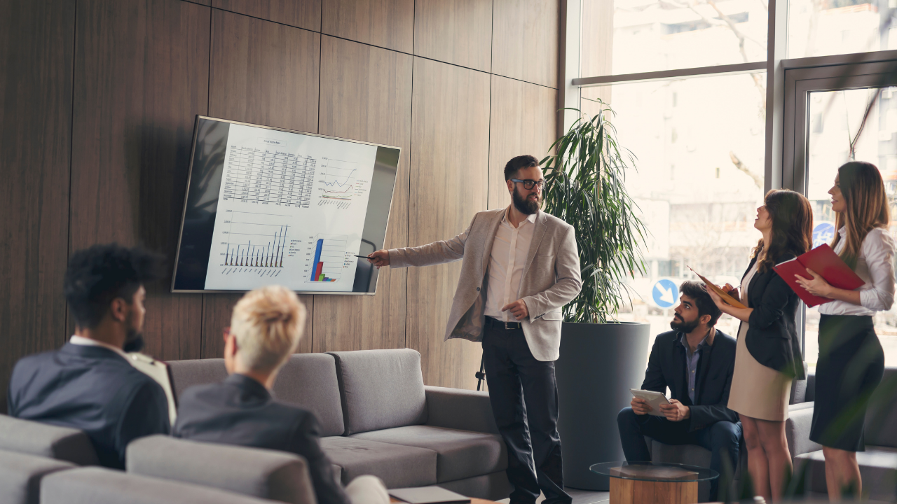 TRAINING ONLINE PRESENTATION SKILLS FOR FINANCE AND ACCOUNTING PROFESSIONALS