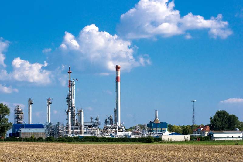 TRAINING ONLINE GAS PROCESSING AND EQUIPMENT