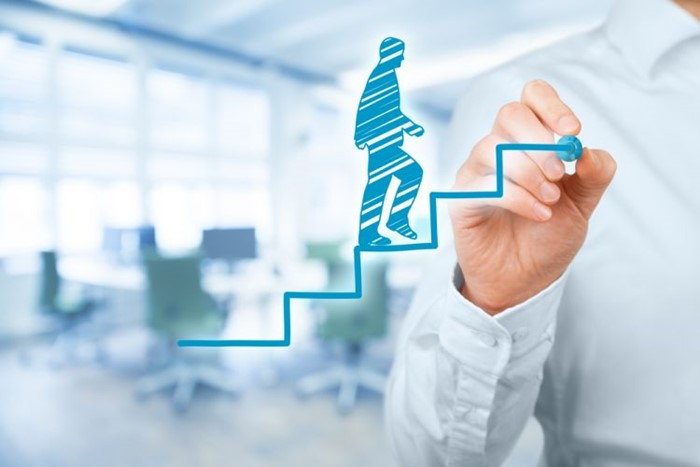TRAINING ONLINE IMPLEMENTASI SISTEM KARIR MELALUI PENDEKATAN TALENT BASED MANAGEMENT