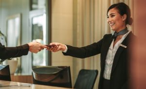 TRAINING PROFESSIONAL RECEPTIONIST & OPERATOR
